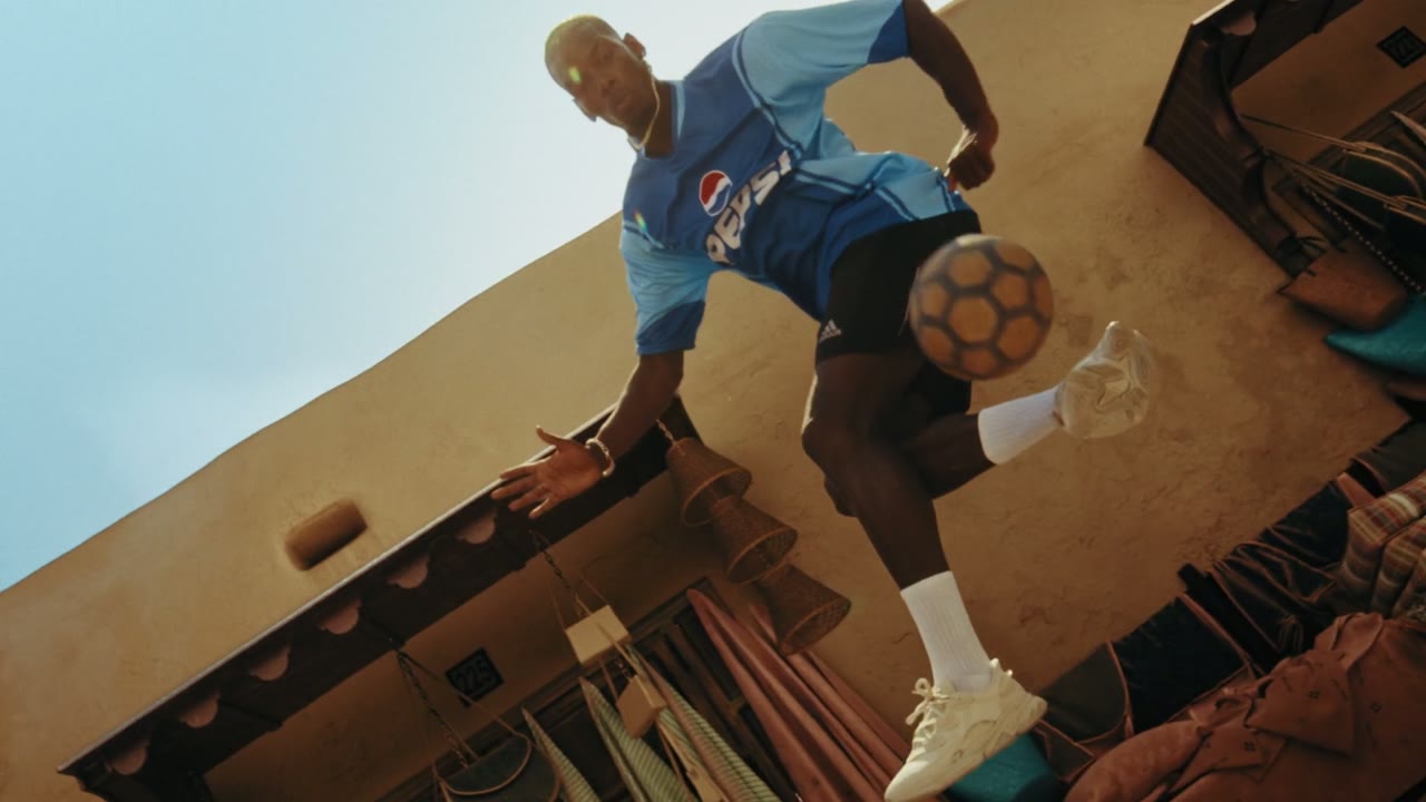 Pepsi — Nutmeg Royale — VFX highlight 3 by Carlos Yau